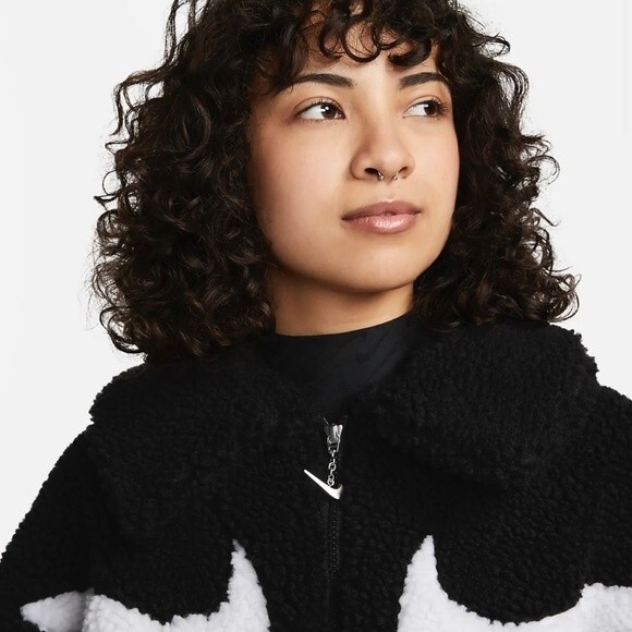 Nike Swoosh Fleece Jacket - Picture 3 of 6